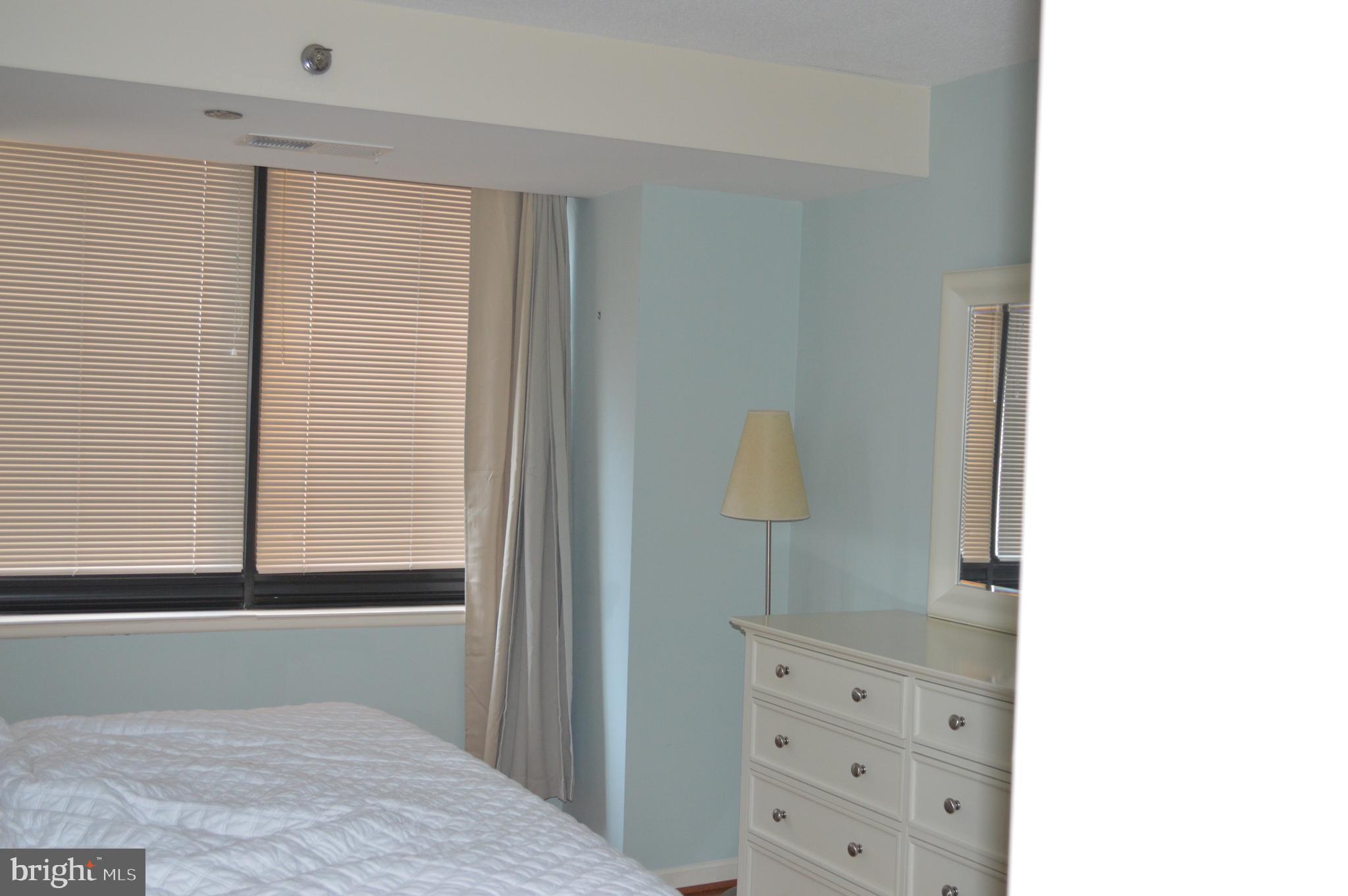 CRYSTAL PARK - Residential Lease