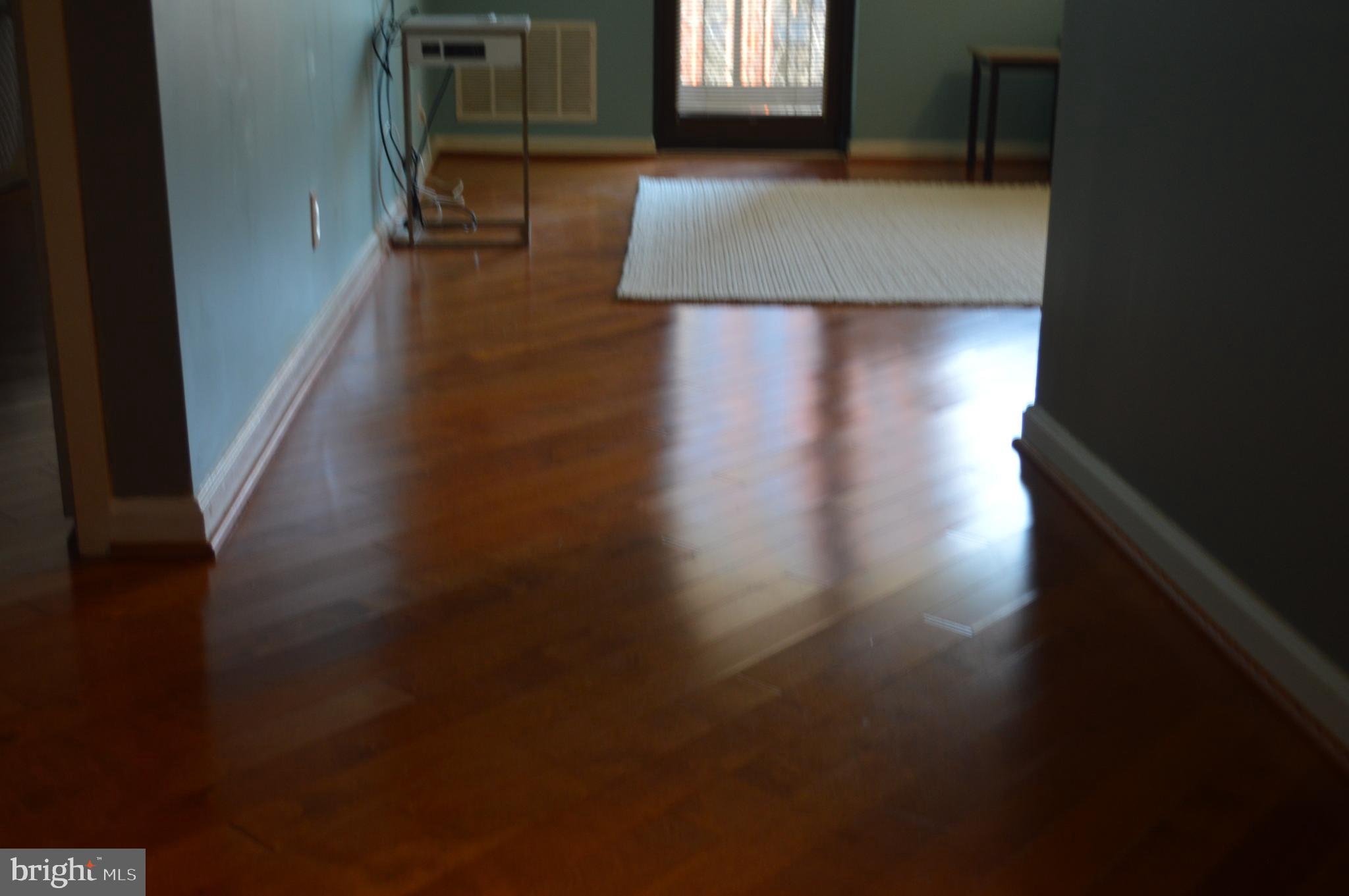 CRYSTAL PARK - Residential Lease