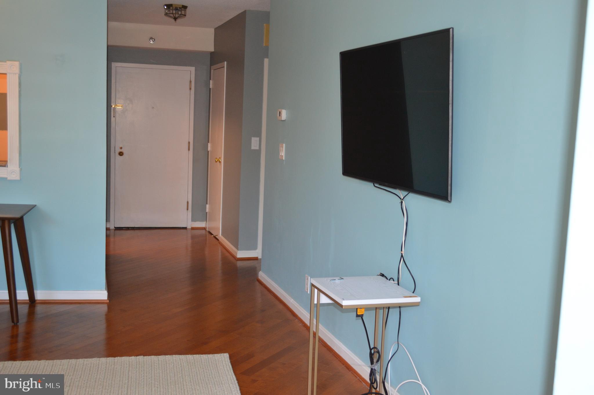 CRYSTAL PARK - Residential Lease