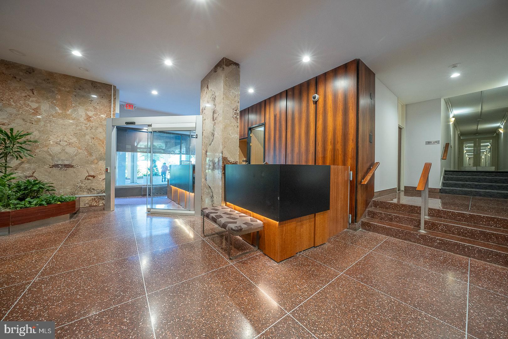 RIVER PARK - Residential