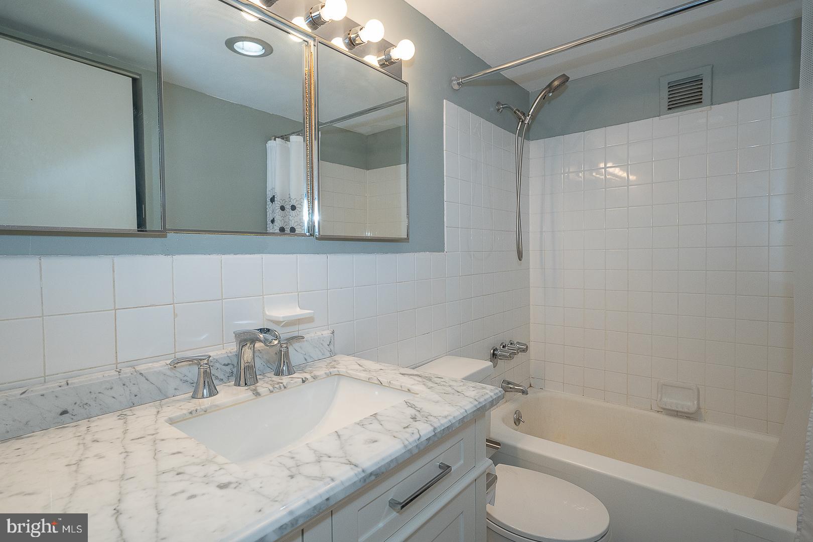 RIVER PARK - Residential