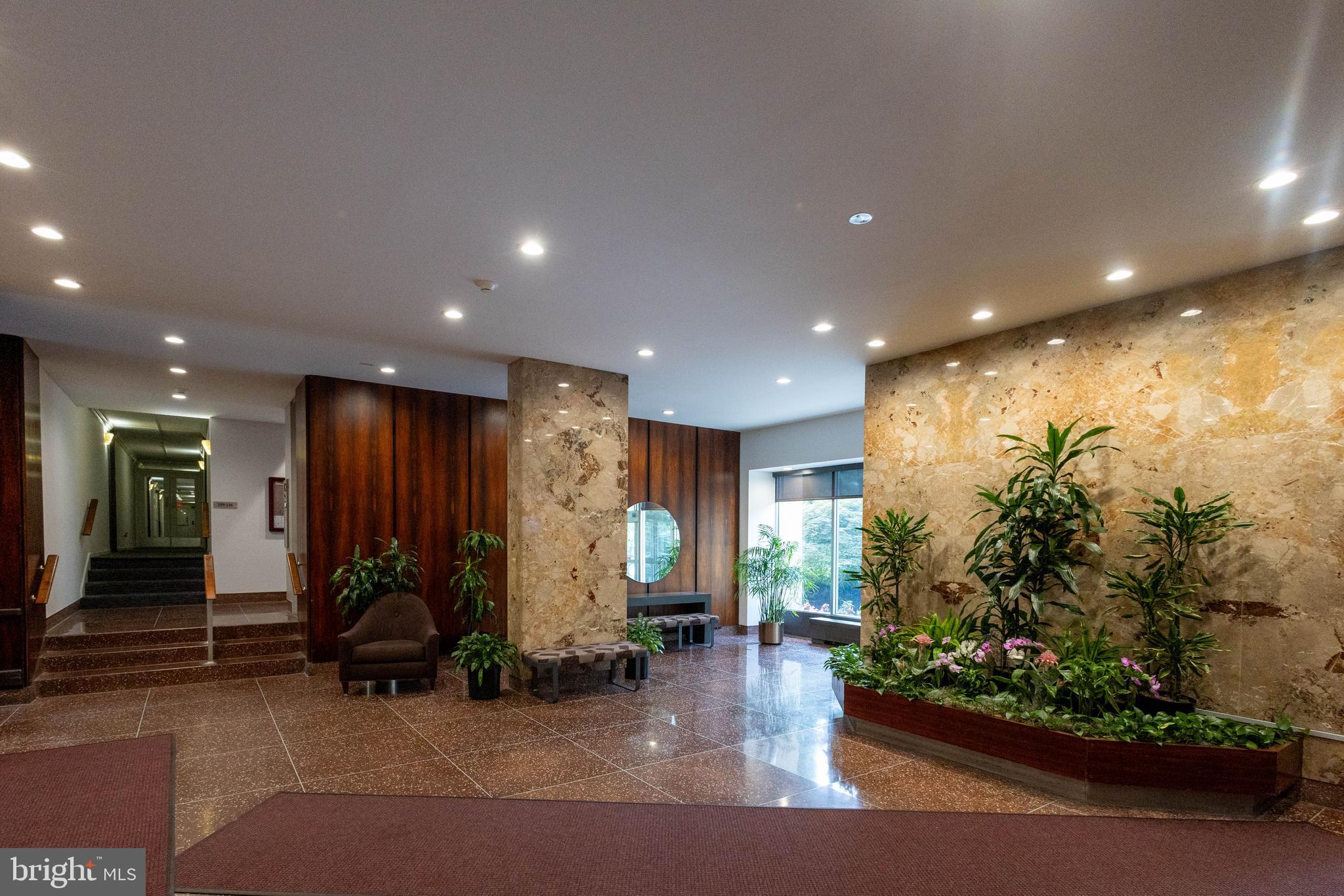 RIVER PARK - Residential