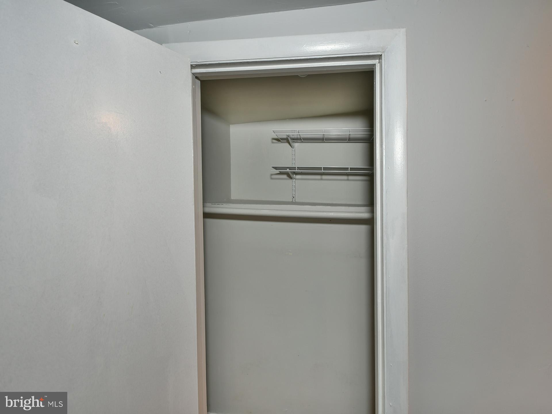 RIVERDALE - Residential