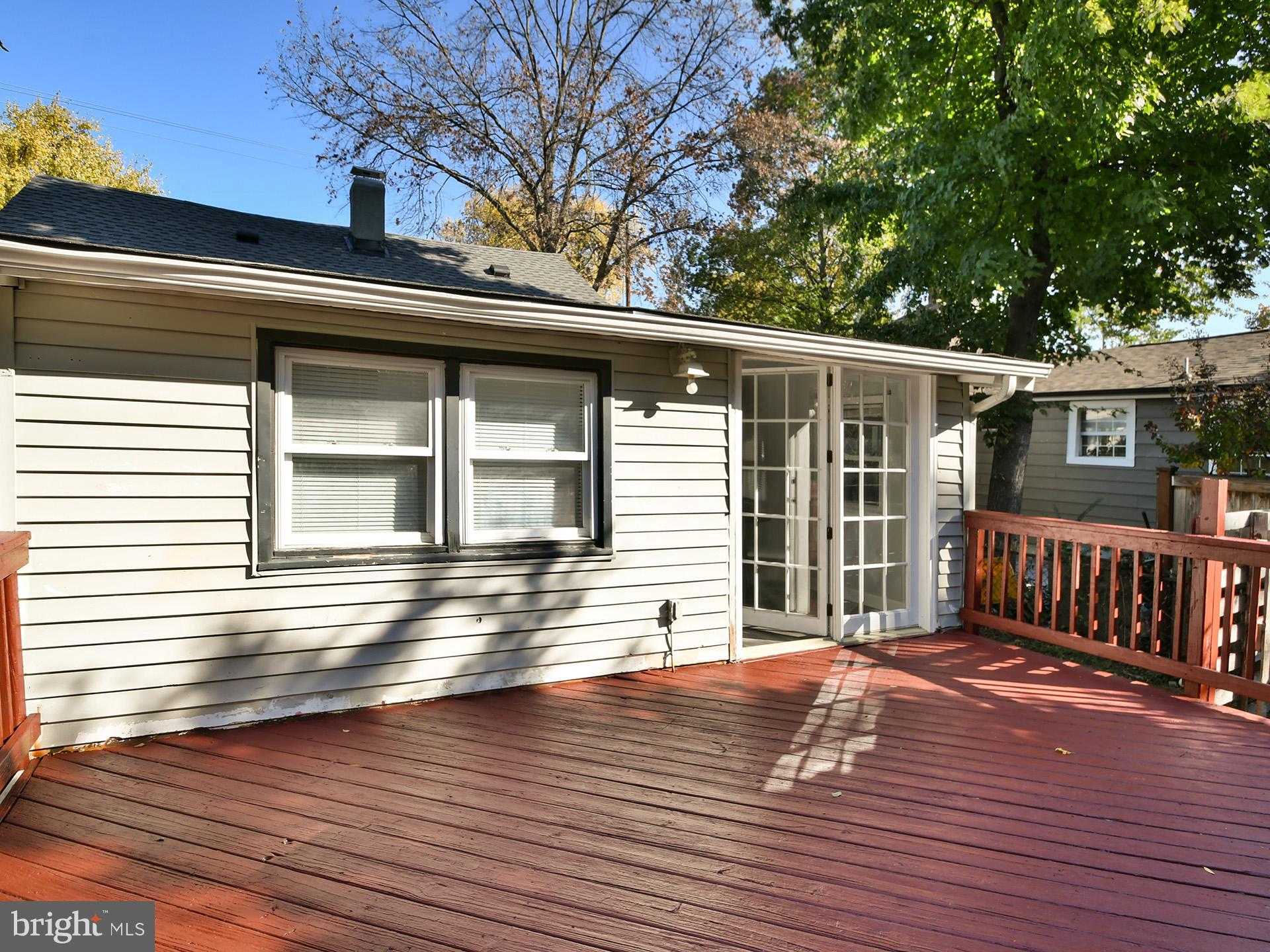 RIVERDALE - Residential