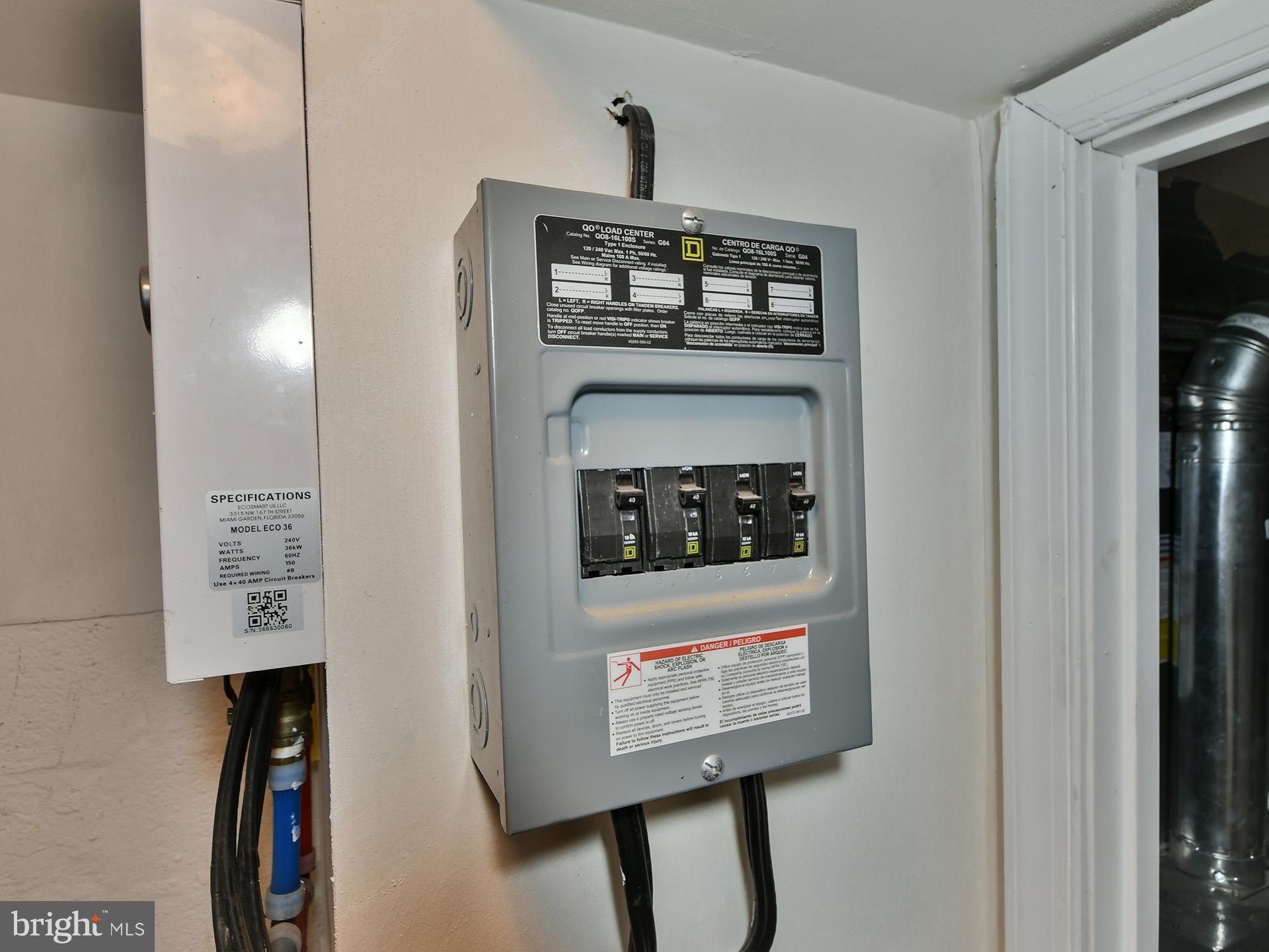 RIVERDALE - Residential