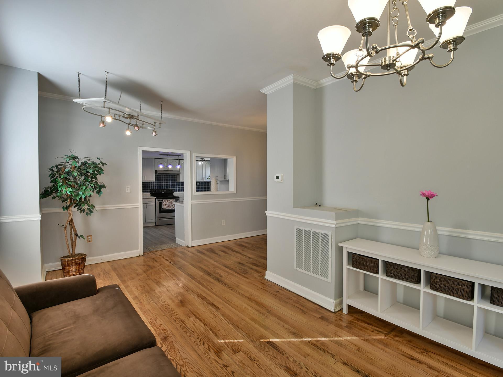 RIVERDALE - Residential