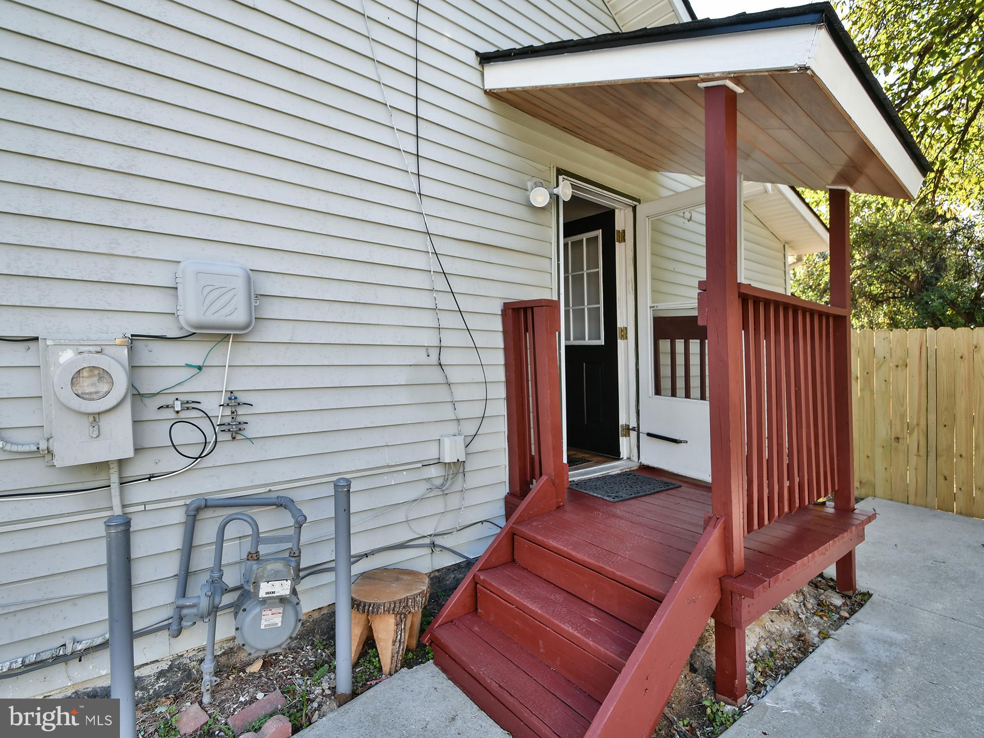 RIVERDALE - Residential