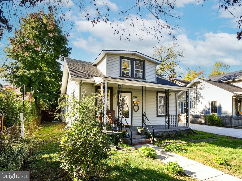 Photo of 5415 Powhatan Street, RIVERDALE, MD 20737 (MLS # MDPG2181096)