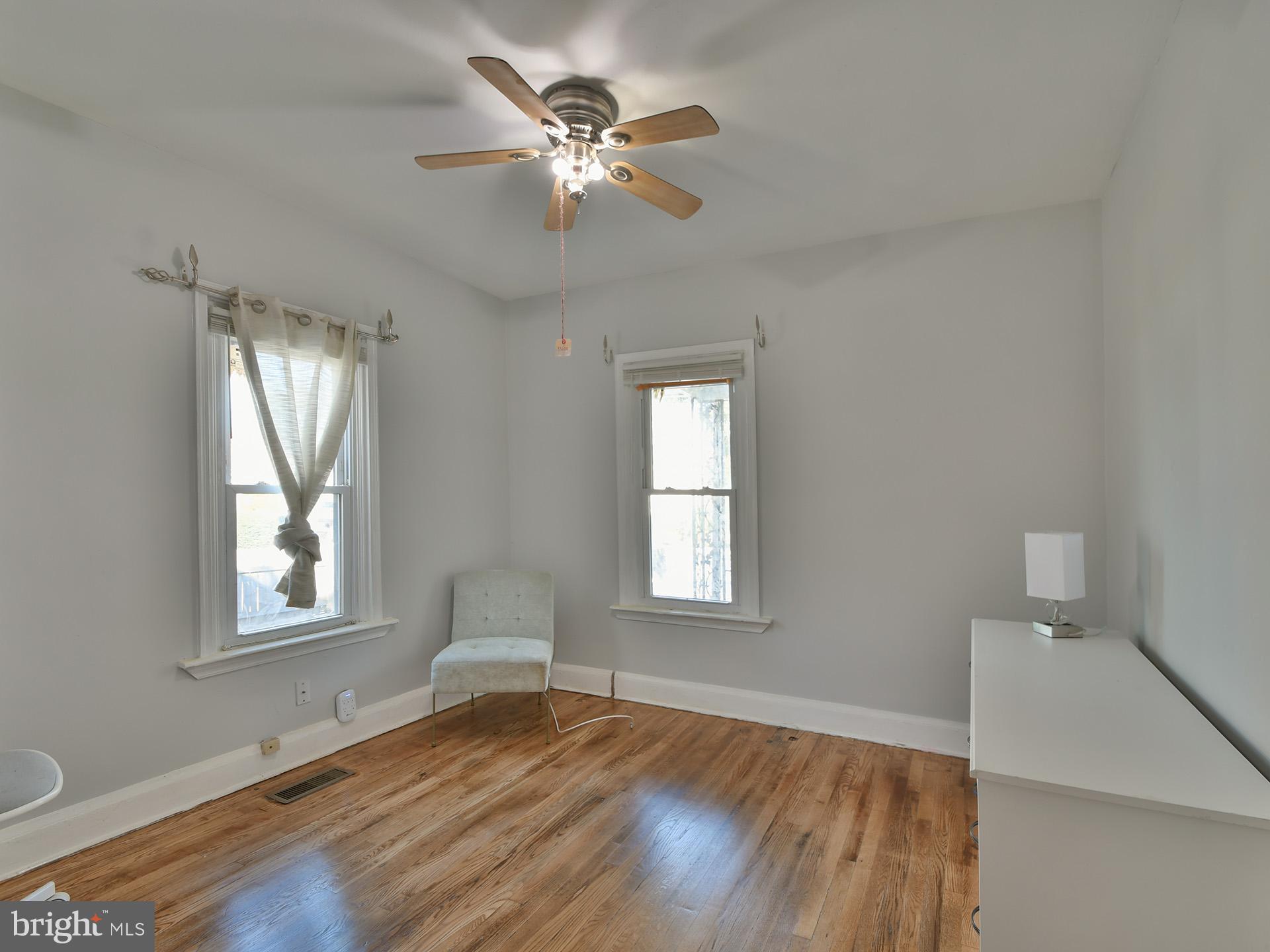 RIVERDALE - Residential