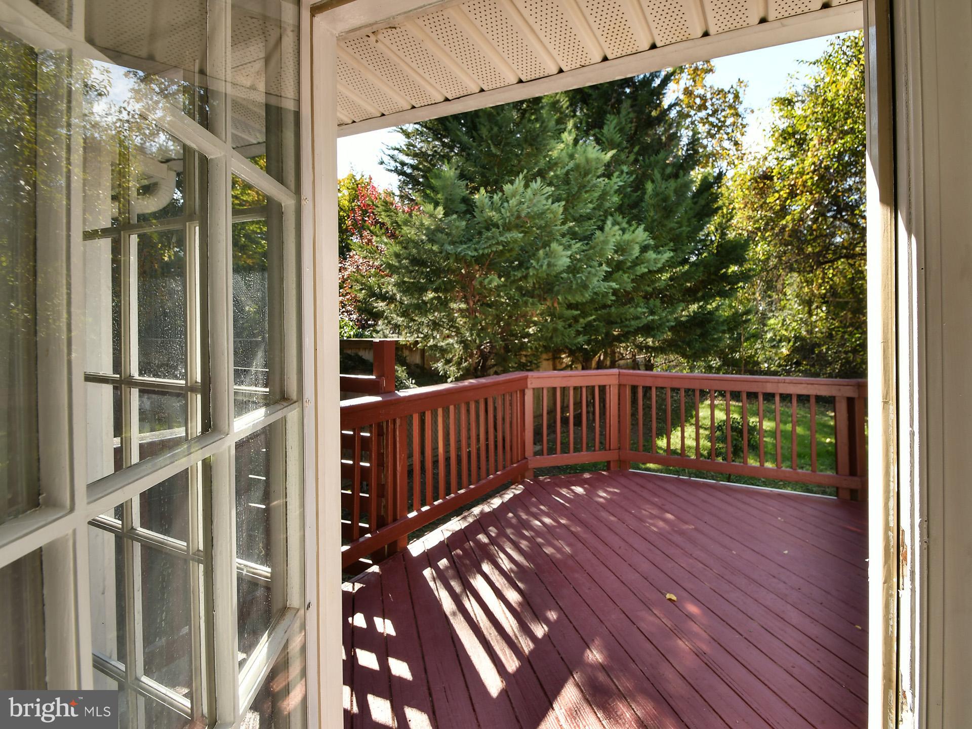 RIVERDALE - Residential