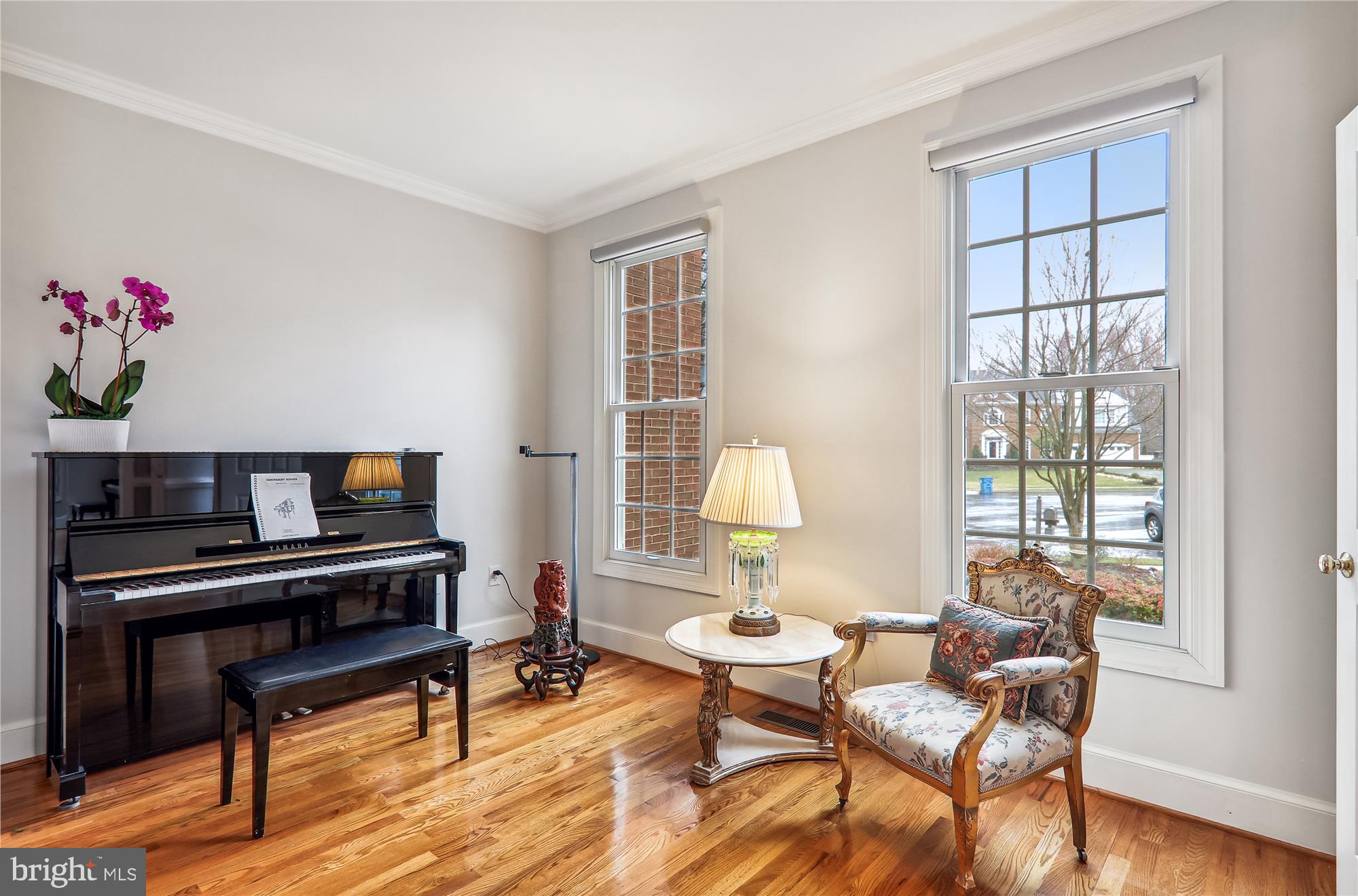 OAKTON STATION - Residential