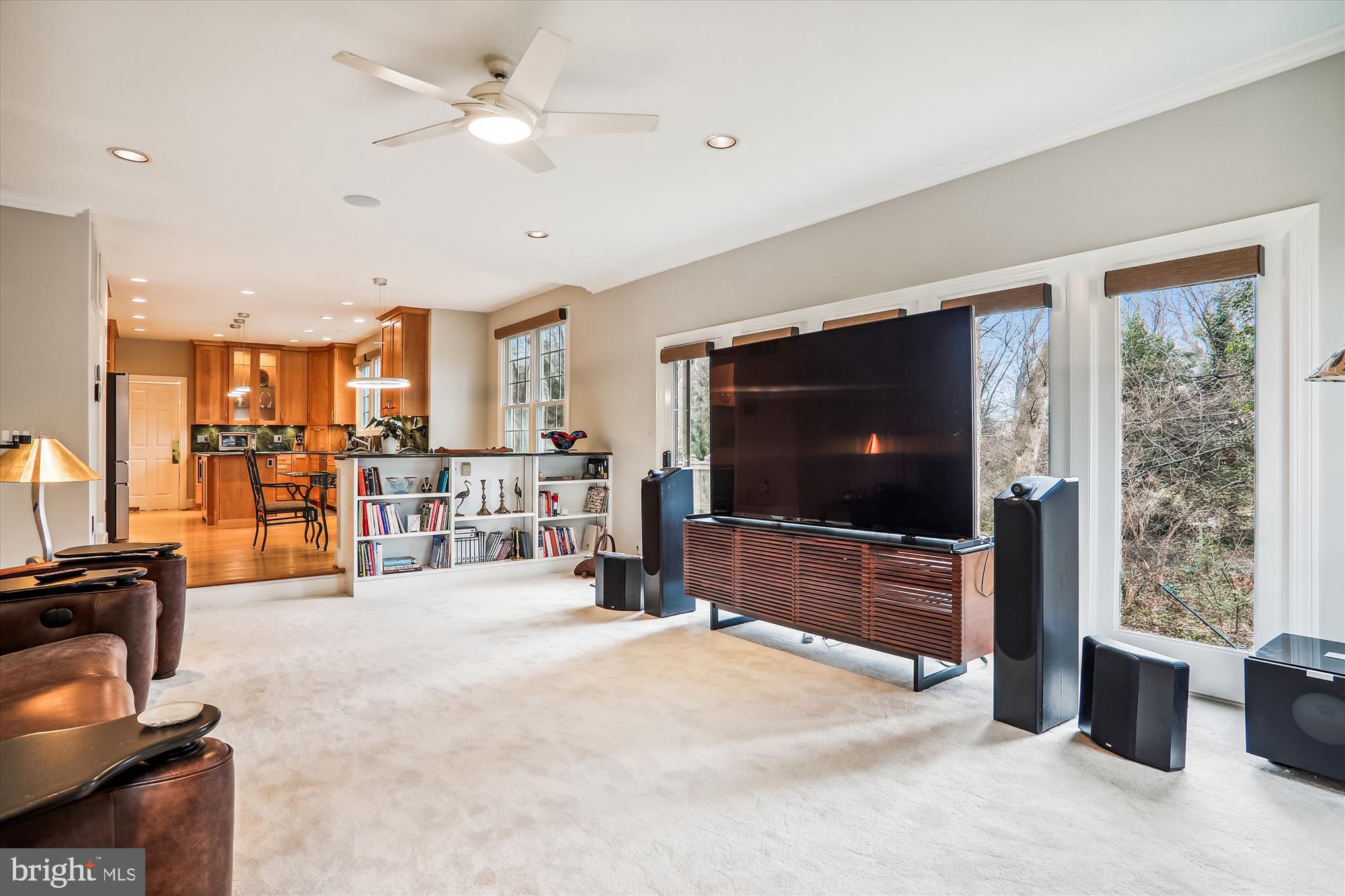 OAKTON STATION - Residential