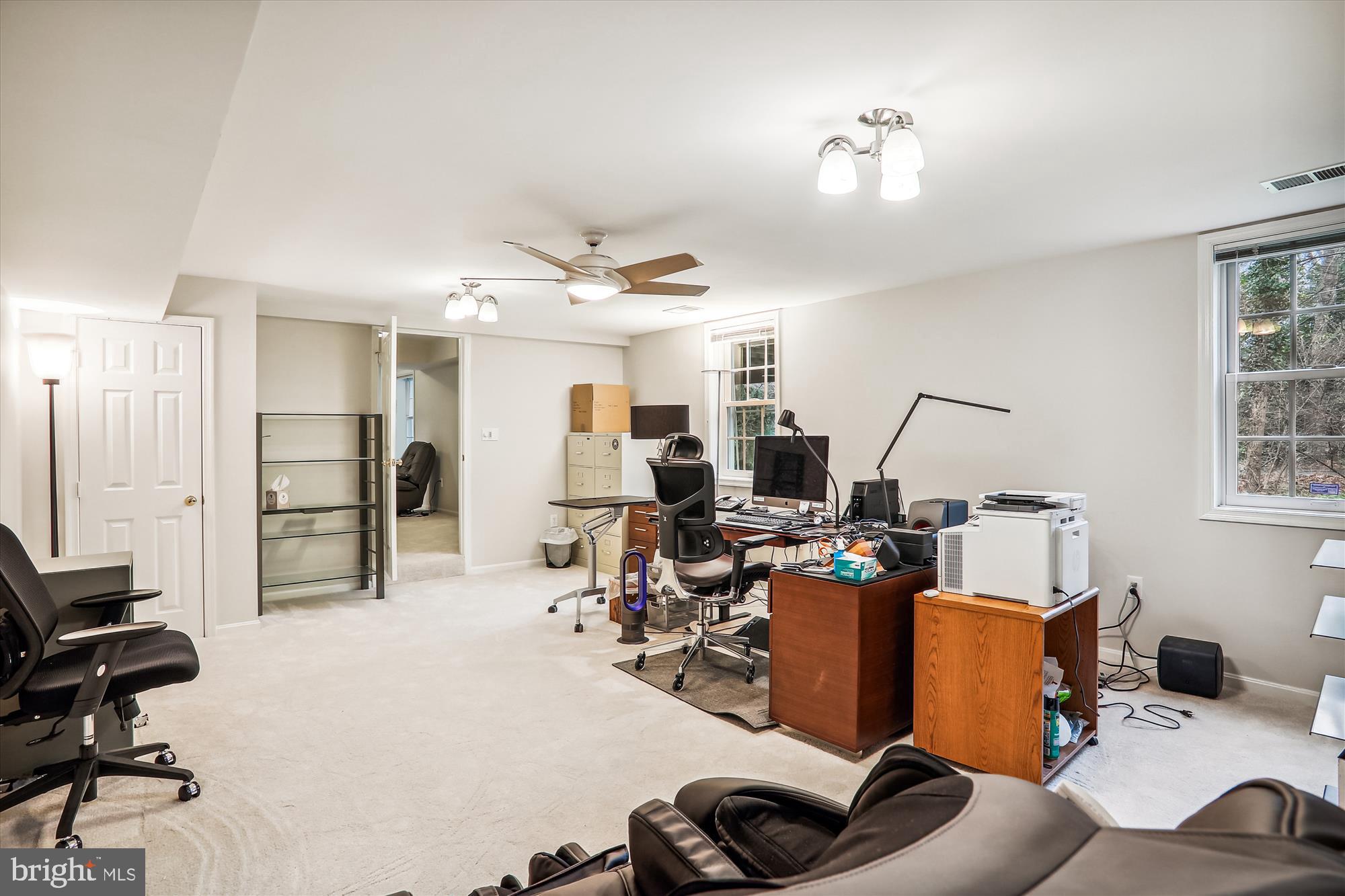 OAKTON STATION - Residential