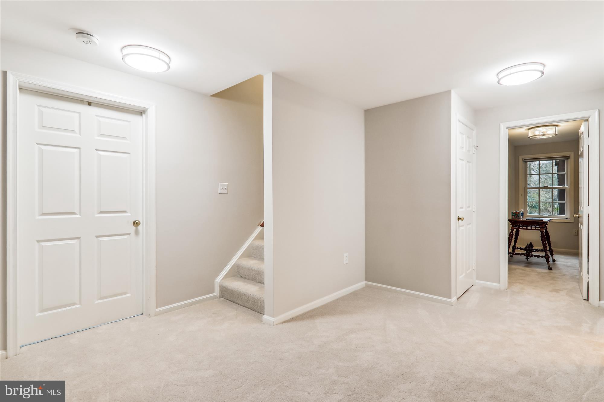 OAKTON STATION - Residential