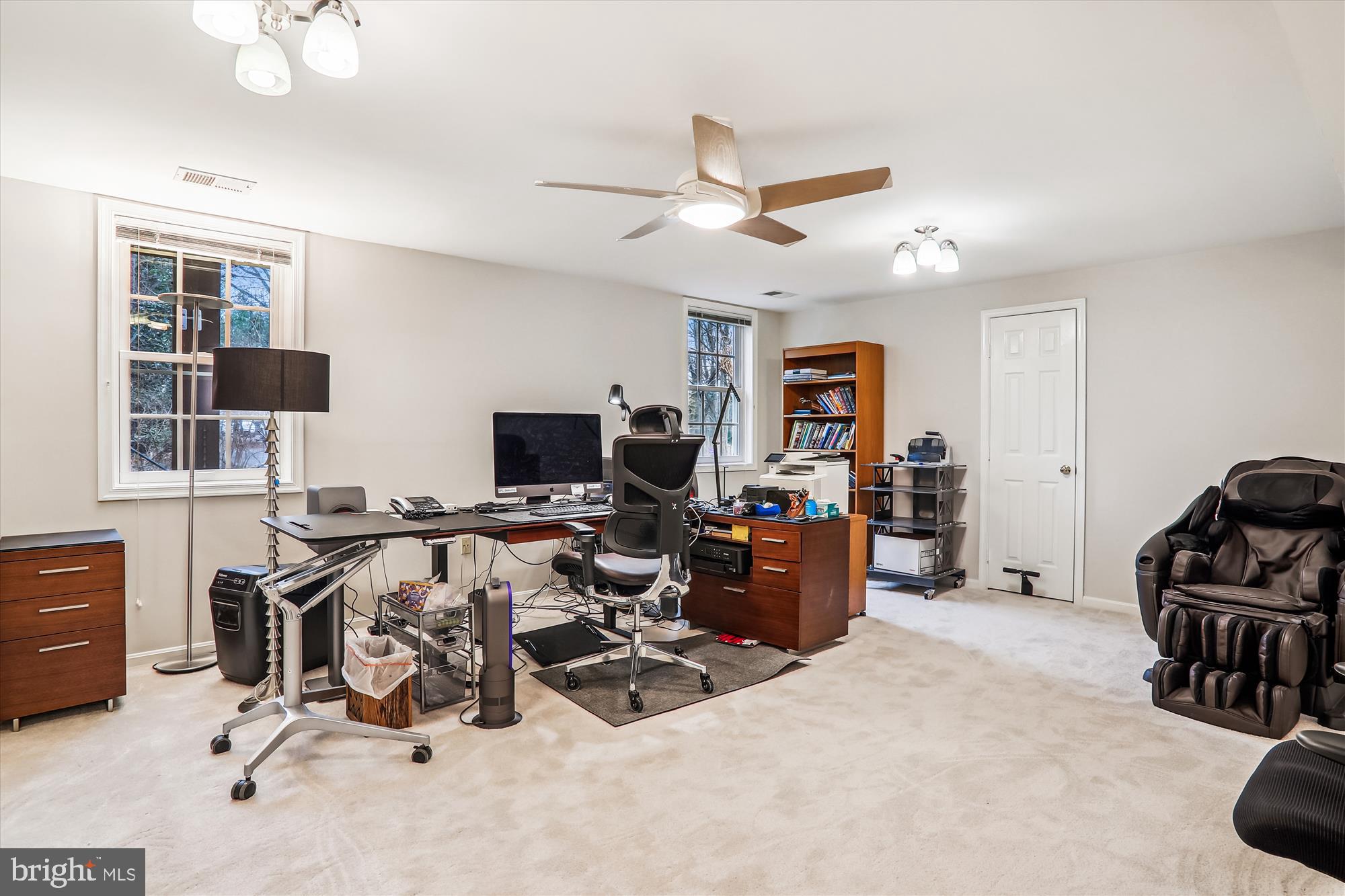 OAKTON STATION - Residential