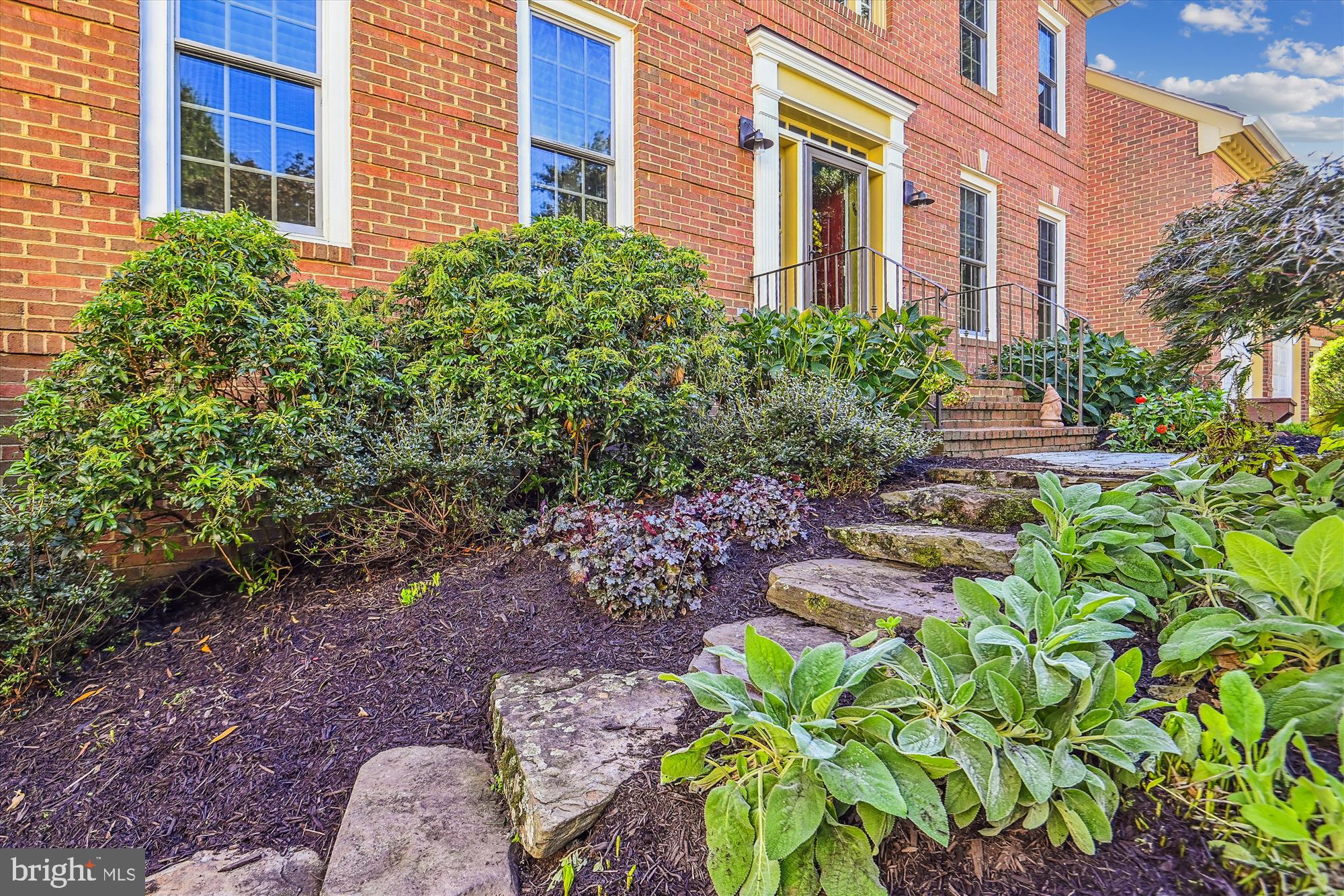 OAKTON STATION - Residential