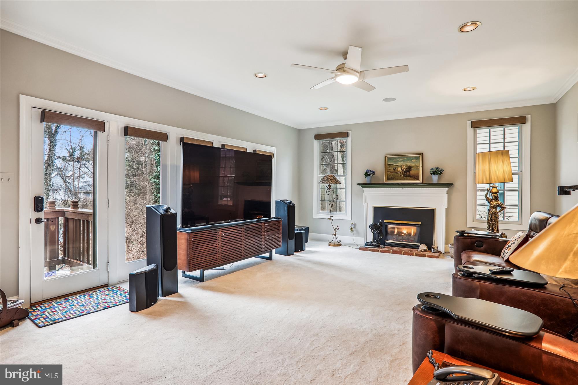 OAKTON STATION - Residential