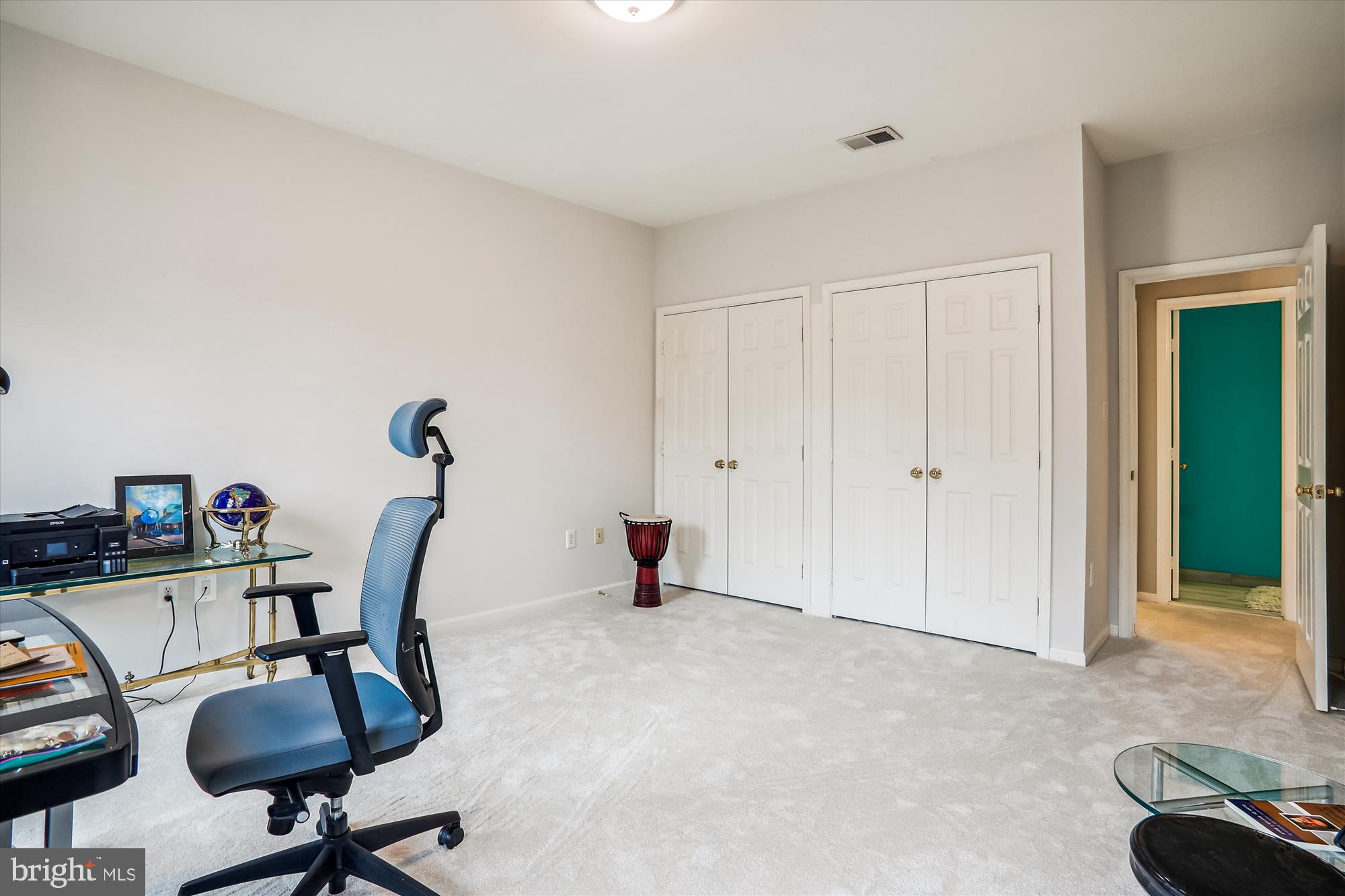 OAKTON STATION - Residential