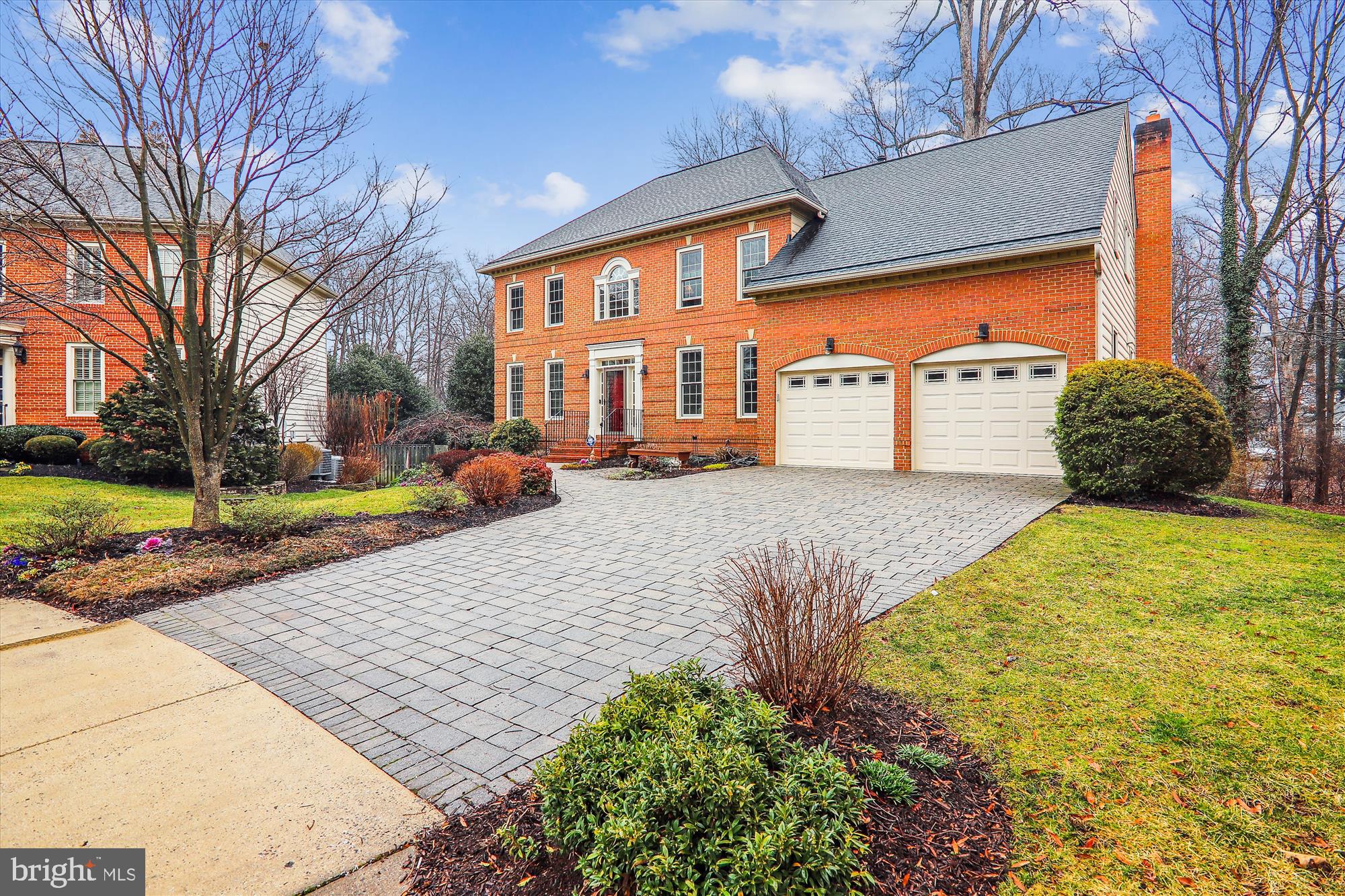 OAKTON STATION - Residential