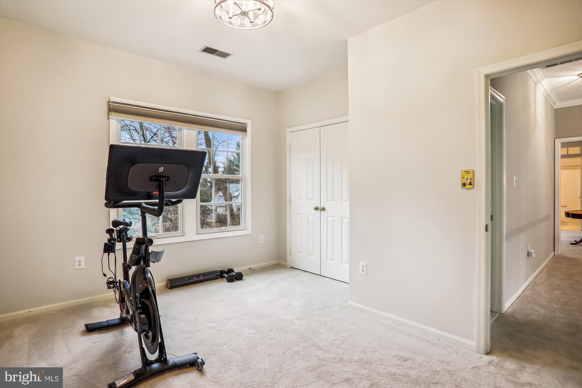 OAKTON STATION - Residential