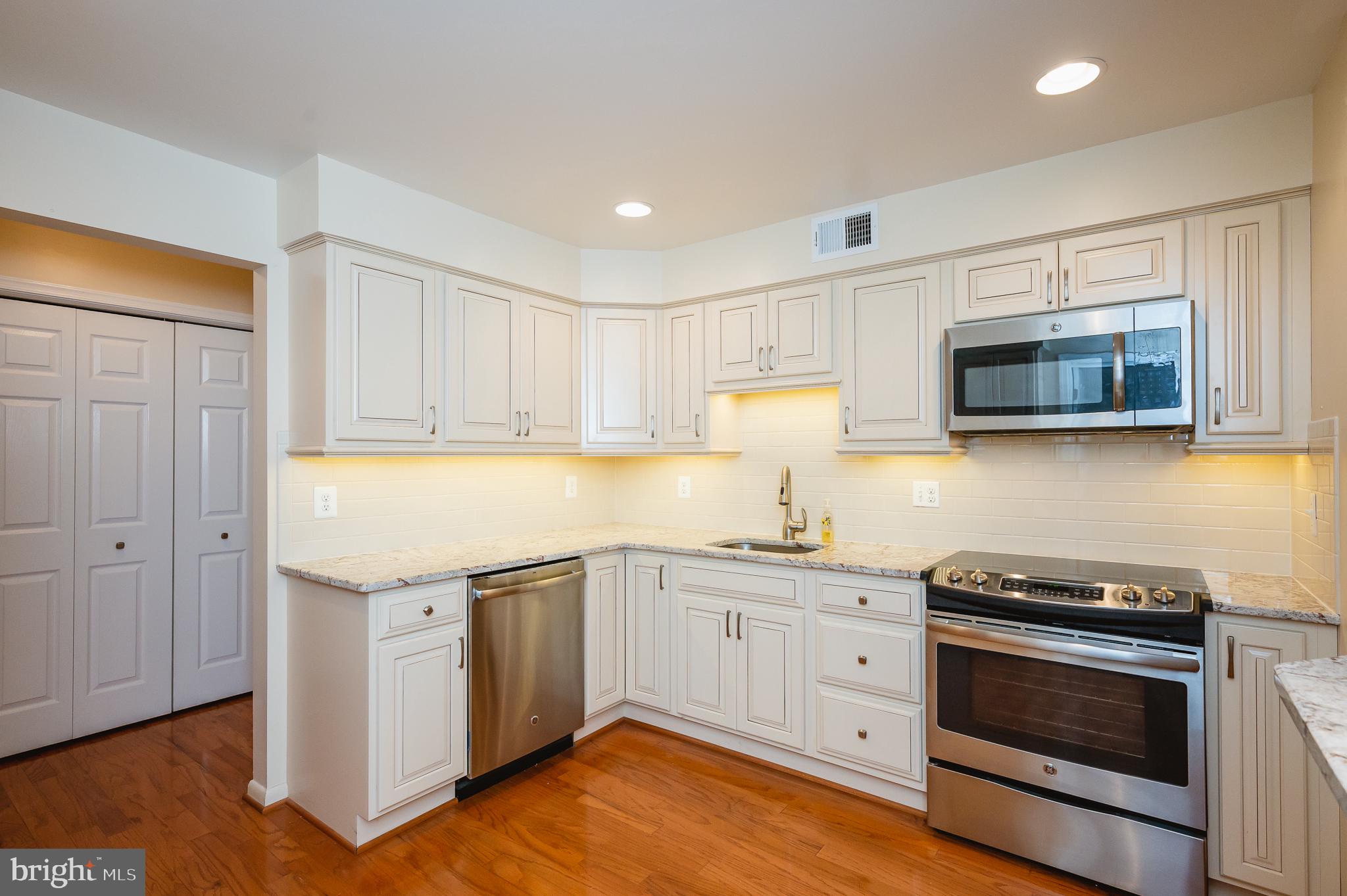 MAYS CHAPEL - Residential