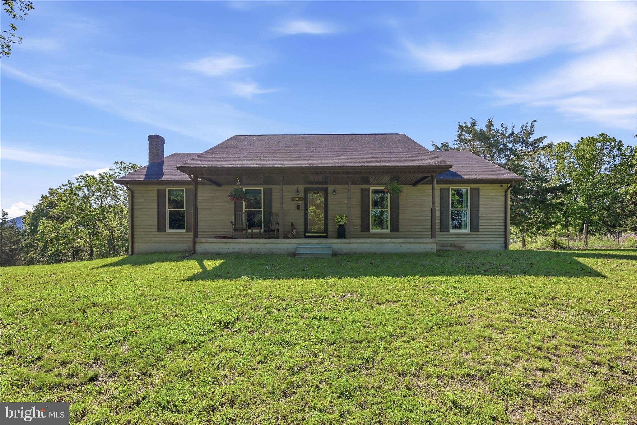 1909 SPOHRS ROAD
