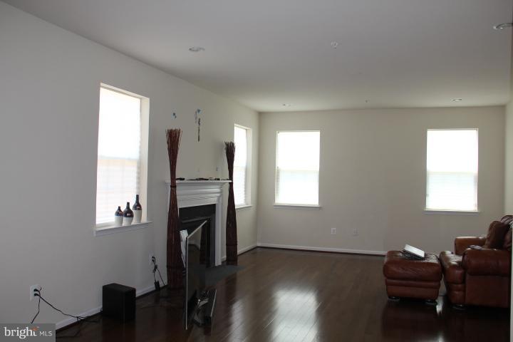 ST CHARLES SUB - GLENEAGLES - Residential