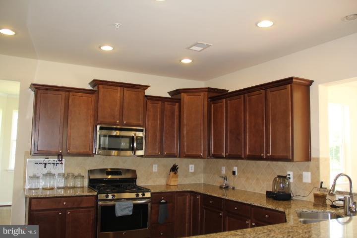 ST CHARLES SUB - GLENEAGLES - Residential