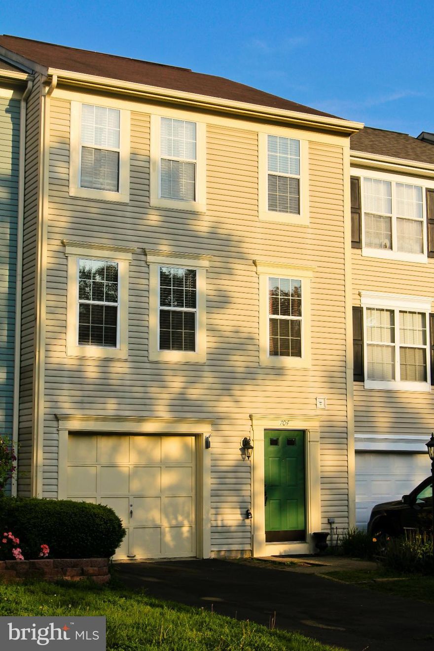 APPROVED PRICE ..SHORT SALE..CAN CLOSE QUICKLY...CONCESSION NO MORE THAN 3%....3BR 2 FULL & 2 HALF BATHS**3 FINISHED LEVELS PLUS A GARAGE****FIREPLACE IN FAMILY ROOM W/ SLIDERS TO FENCE-IN BACK YARD** COUNTRY EAT-IN KITCHEN PLUS SEPARATE DINNING ROOM**CONVENIENT TO RT 95, RT 1, SHOPPING..