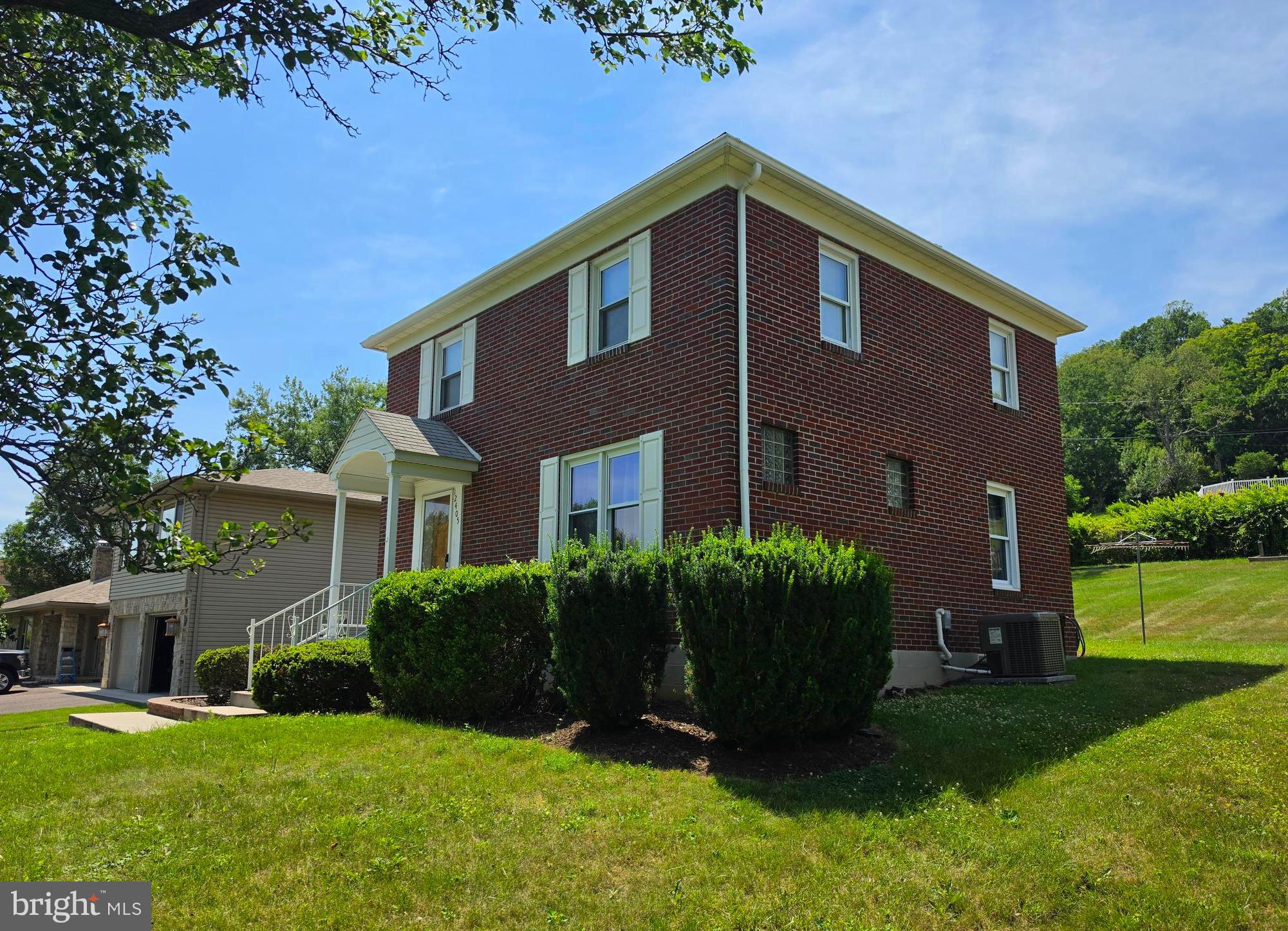 12405 BEDFORD ROAD NE