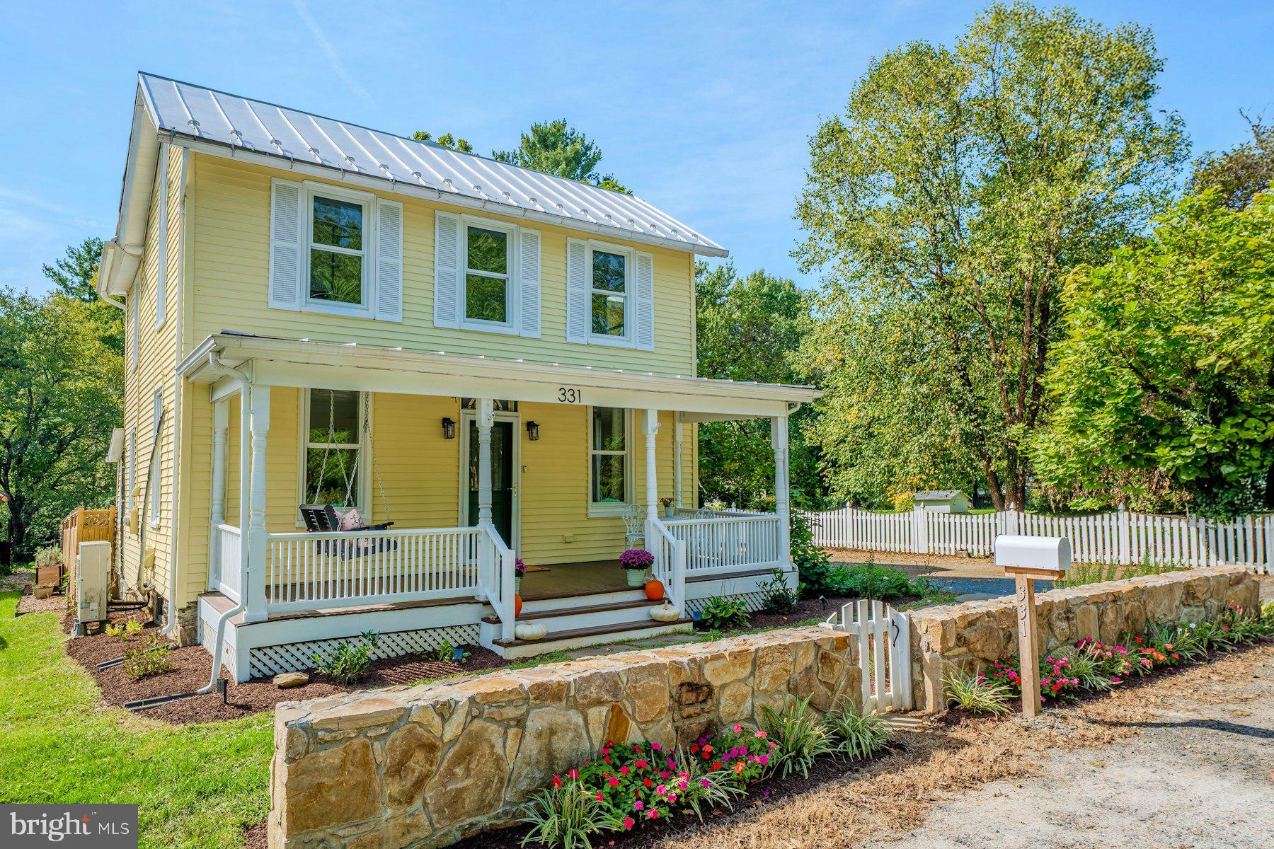 331 W COLONIAL HIGHWAY
