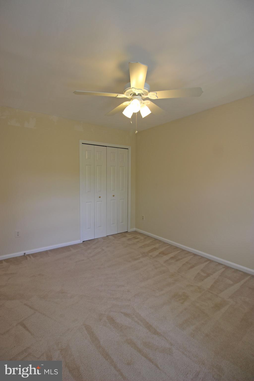 SEMINARY PARK - Residential Lease