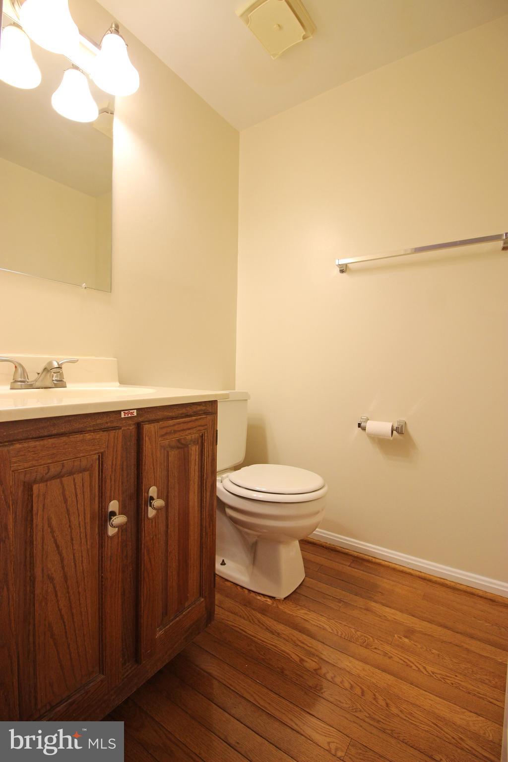 SEMINARY PARK - Residential Lease