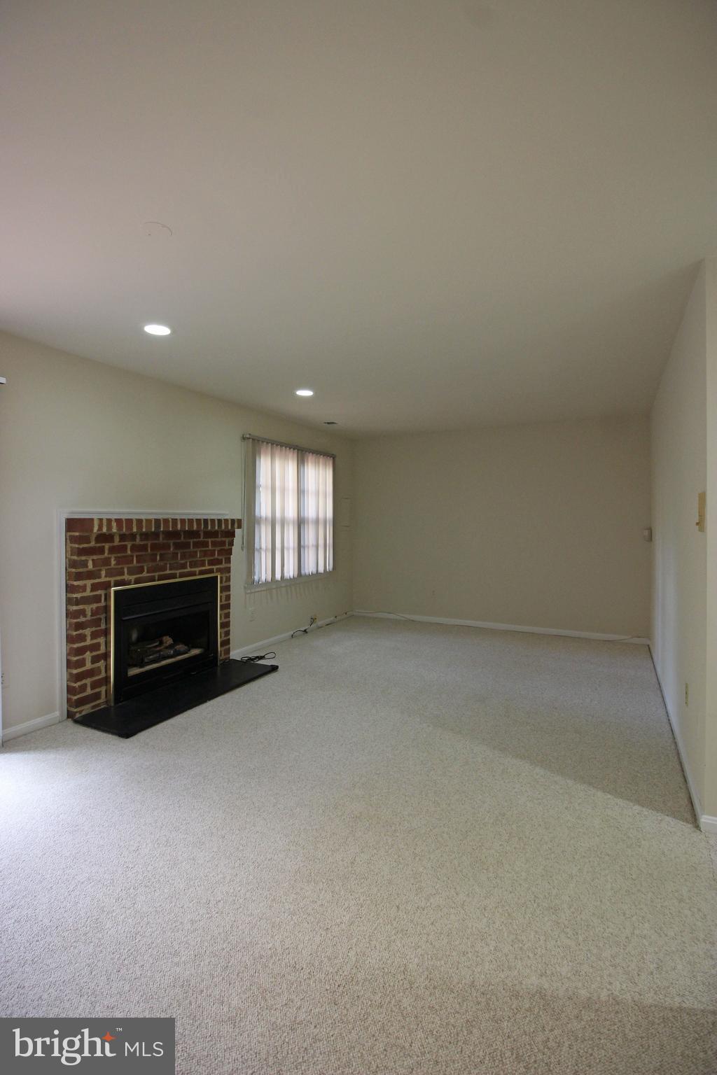 SEMINARY PARK - Residential Lease