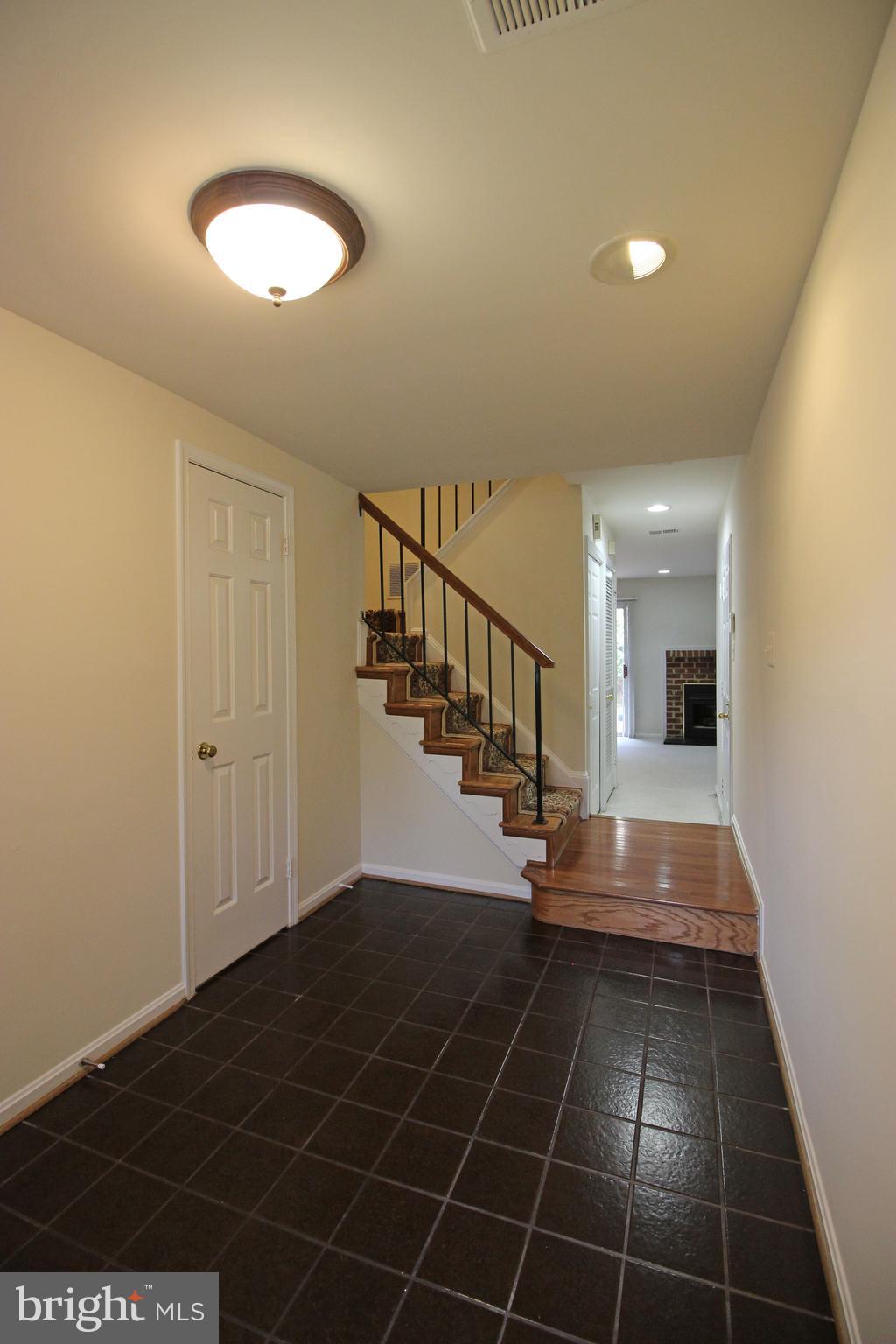 SEMINARY PARK - Residential Lease