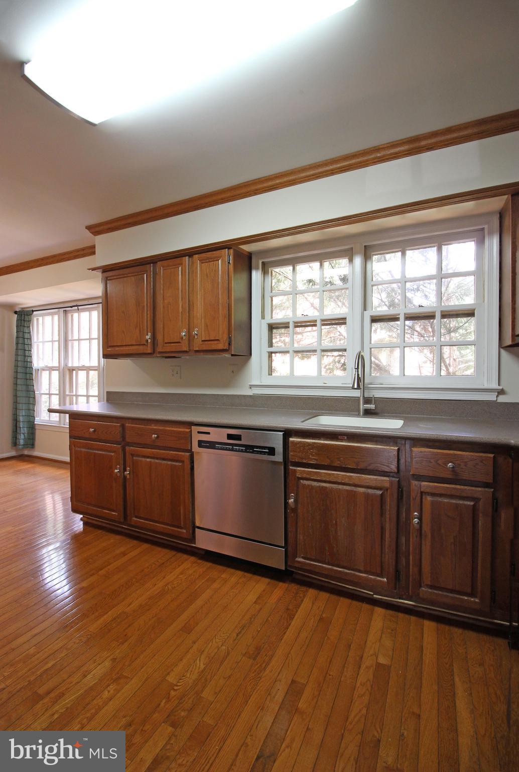 SEMINARY PARK - Residential Lease