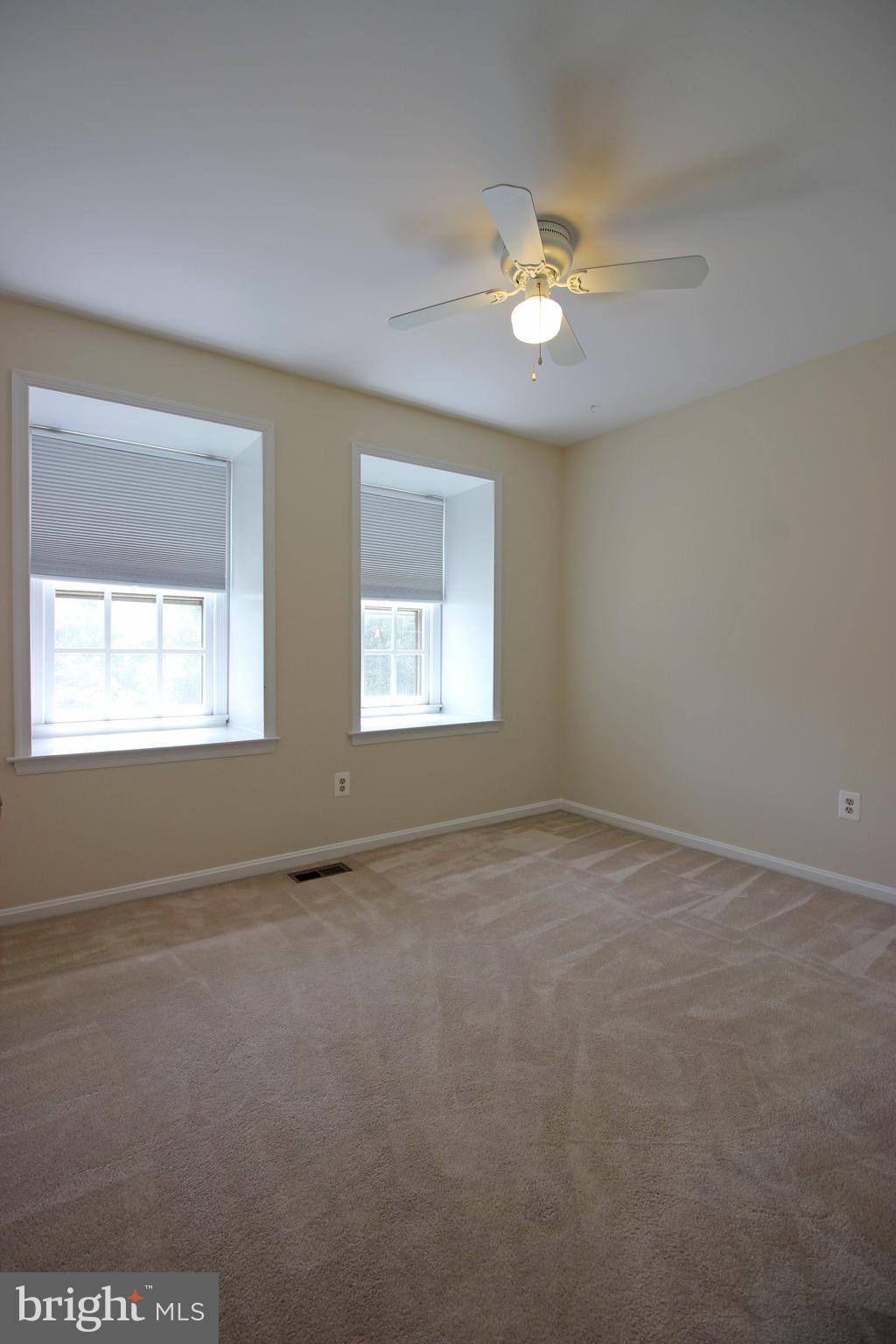 SEMINARY PARK - Residential Lease