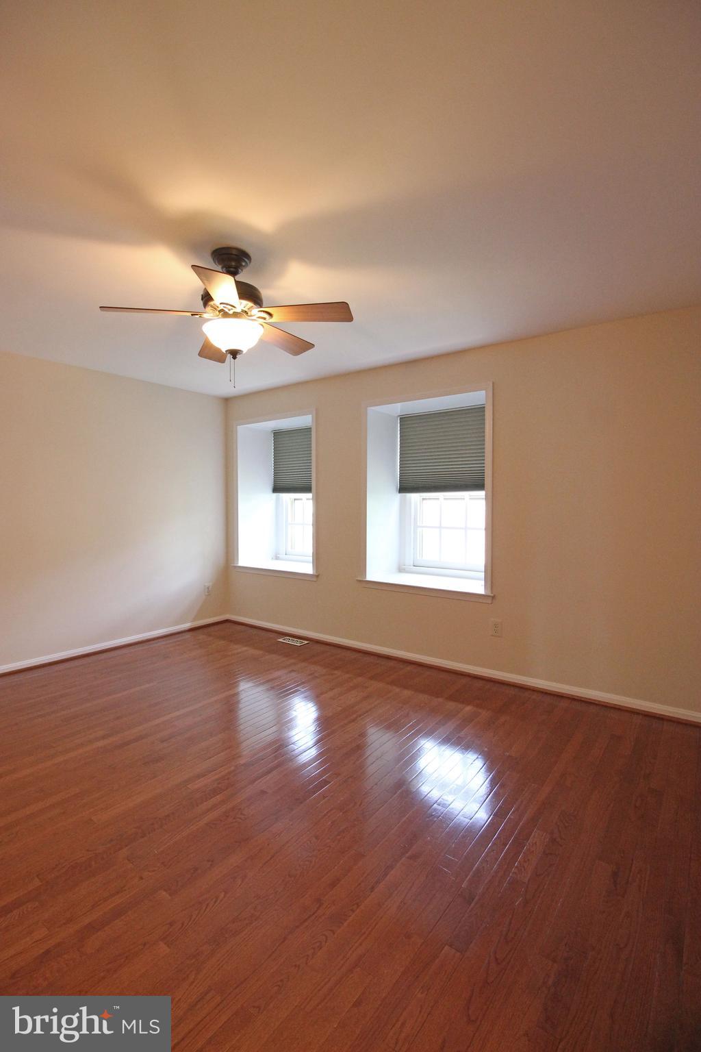 SEMINARY PARK - Residential Lease