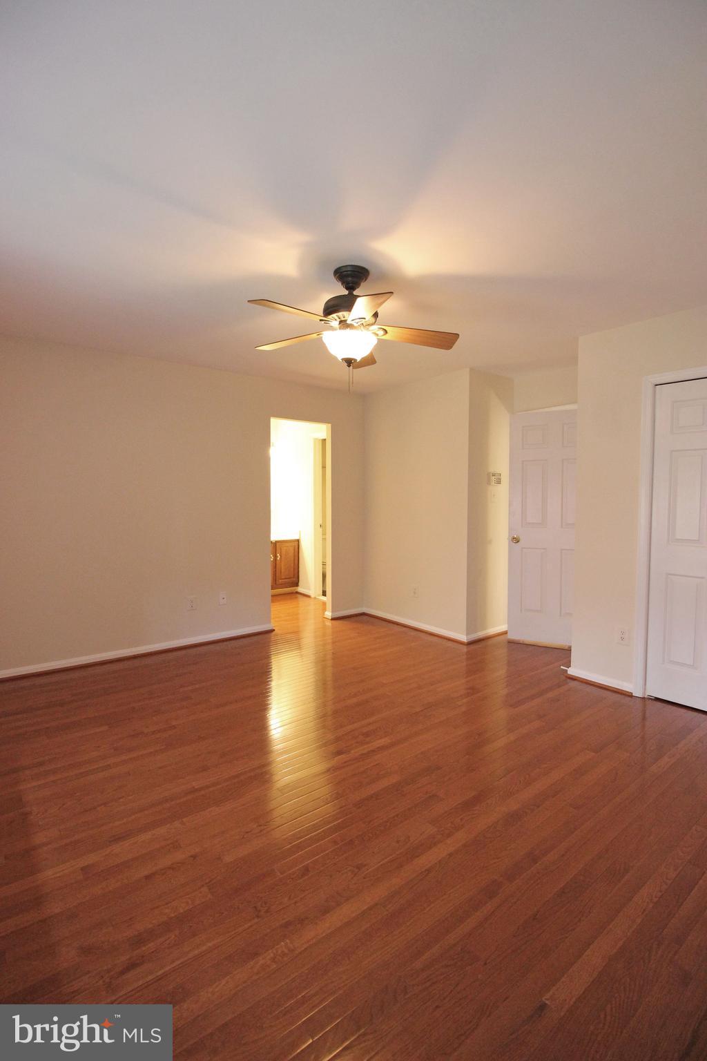 SEMINARY PARK - Residential Lease