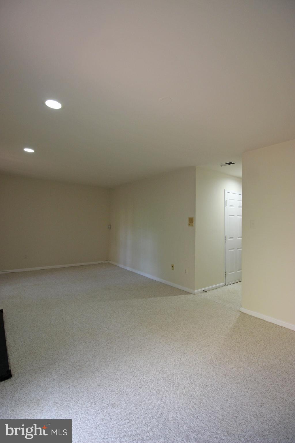 SEMINARY PARK - Residential Lease