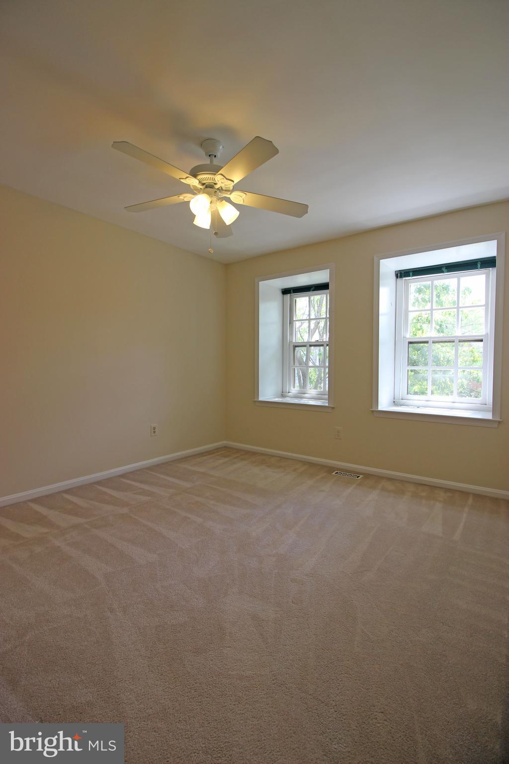 SEMINARY PARK - Residential Lease