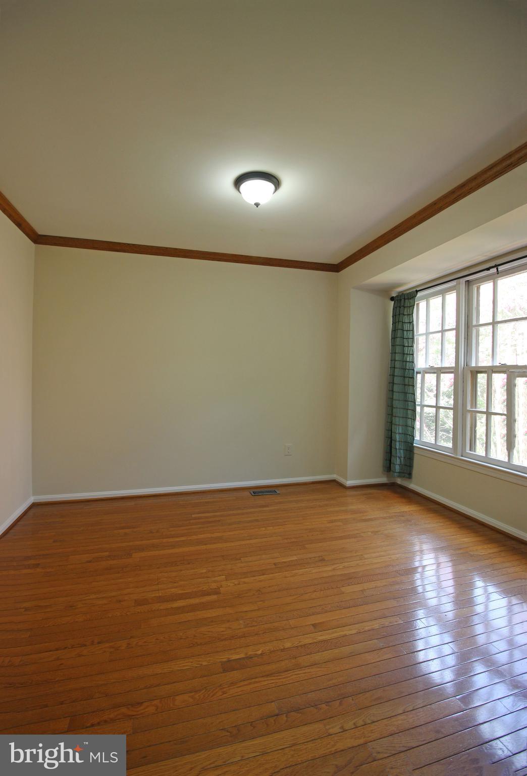 SEMINARY PARK - Residential Lease