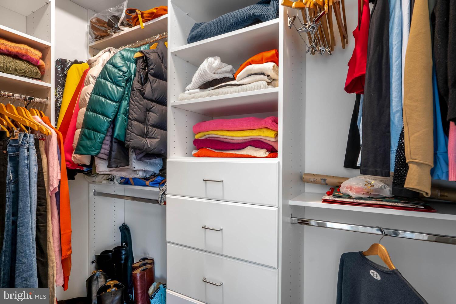 MARSH ISLAND IN LEWES - Residential