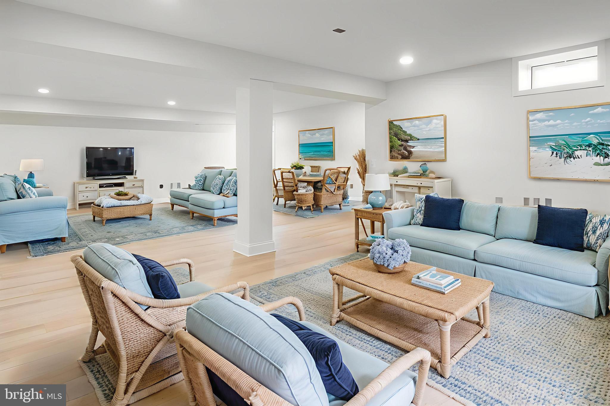 MARSH ISLAND IN LEWES - Residential