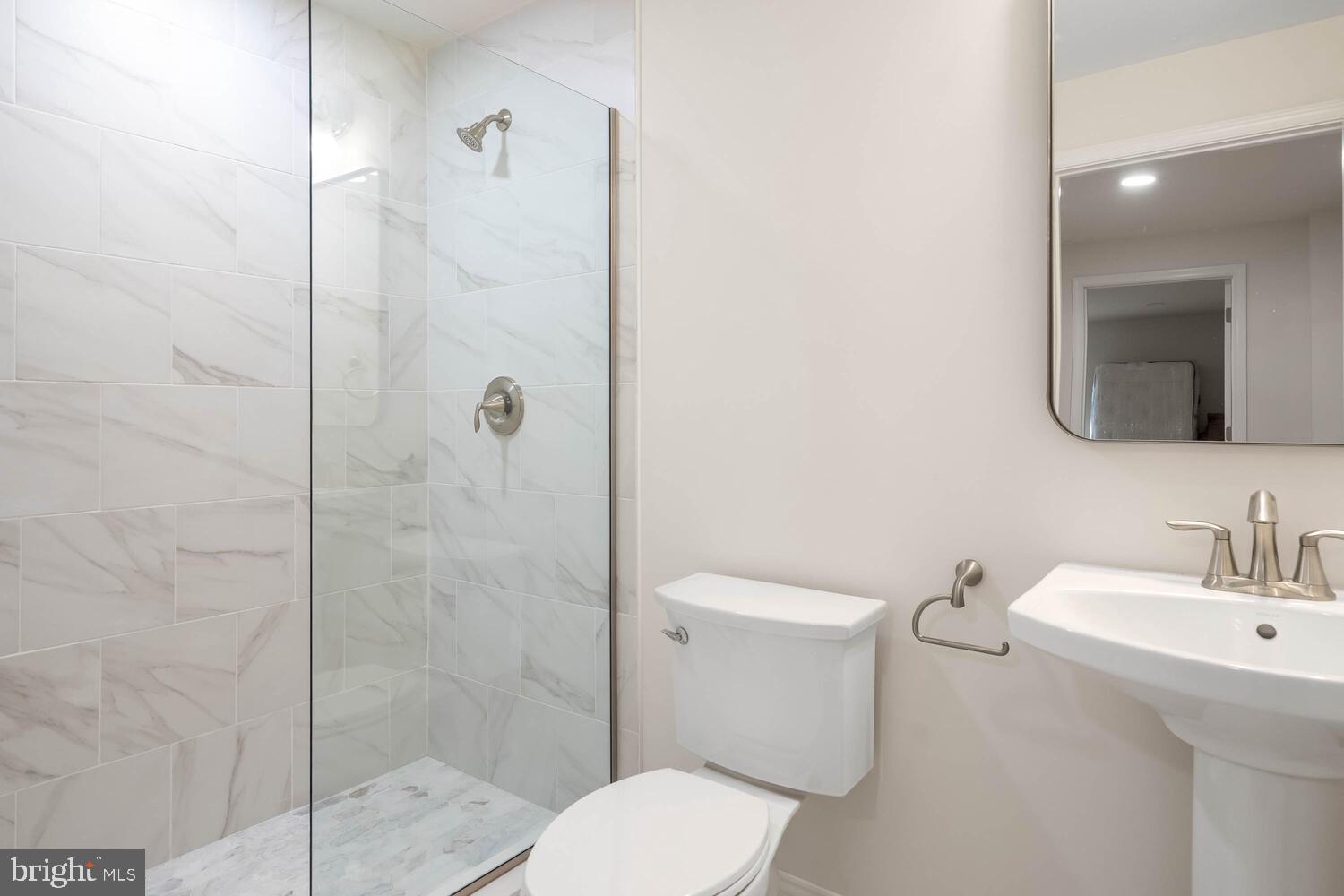 MARSH ISLAND IN LEWES - Residential