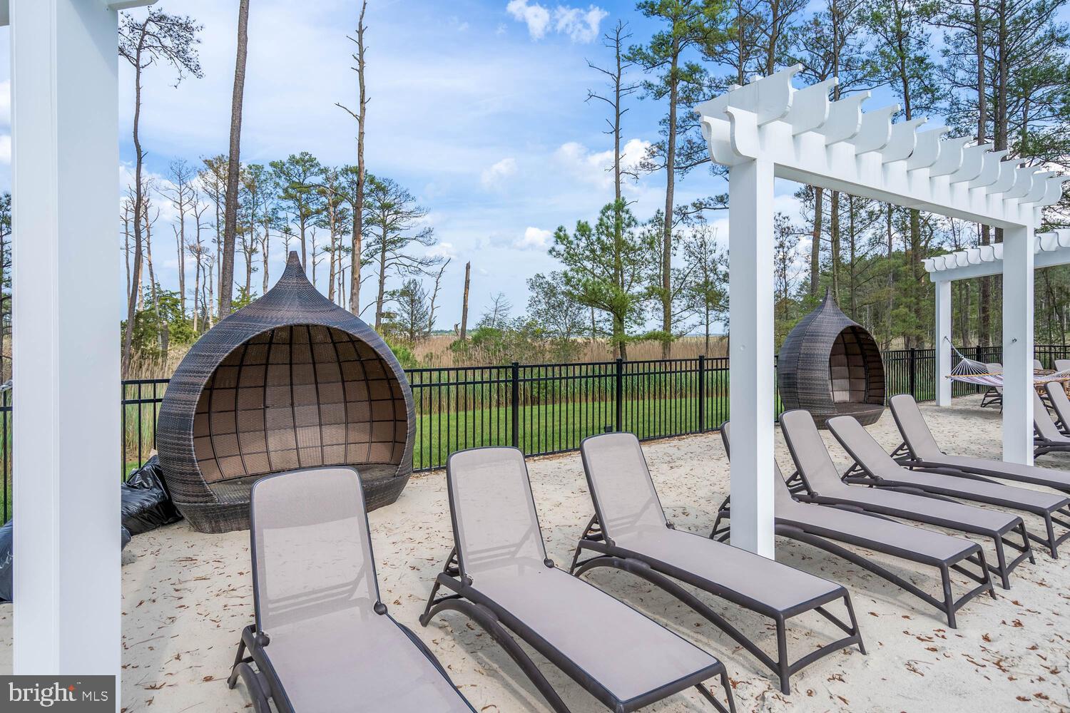 MARSH ISLAND IN LEWES - Residential