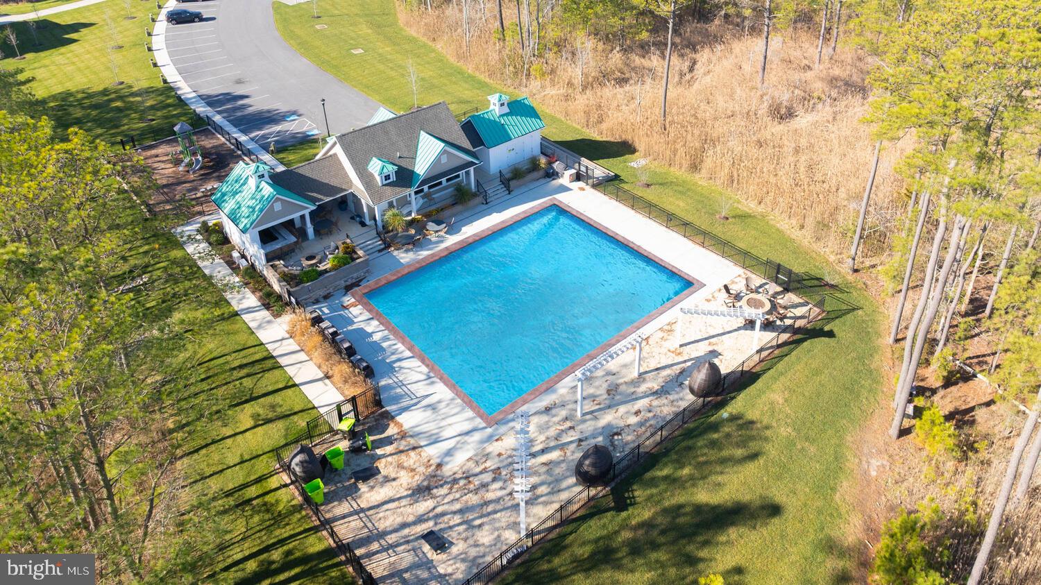 MARSH ISLAND IN LEWES - Residential