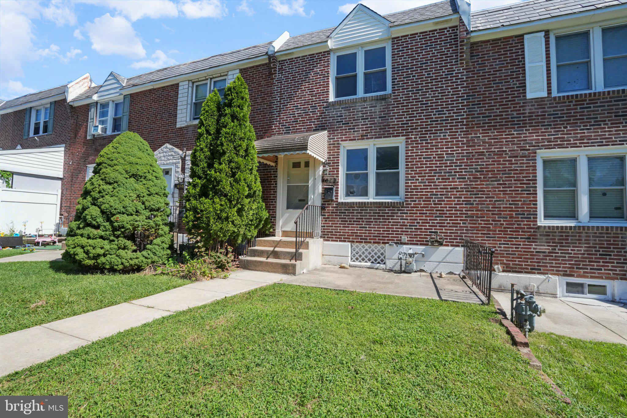 1023 MINDEN LANE