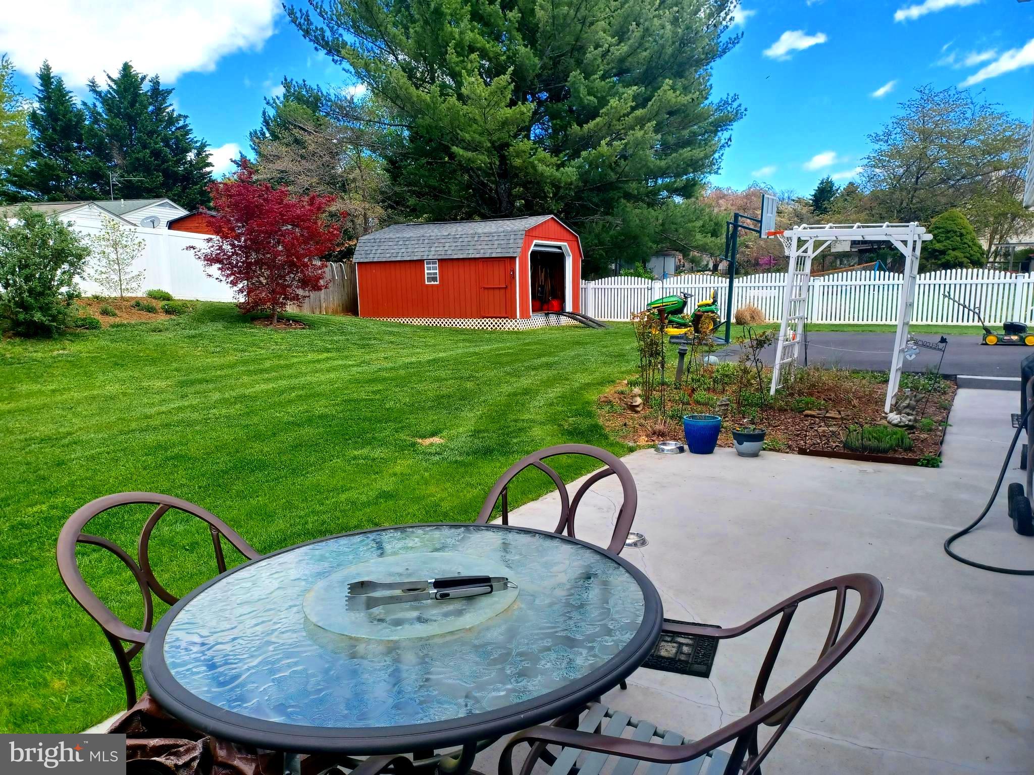 FOUNTAIN VIEW - Residential