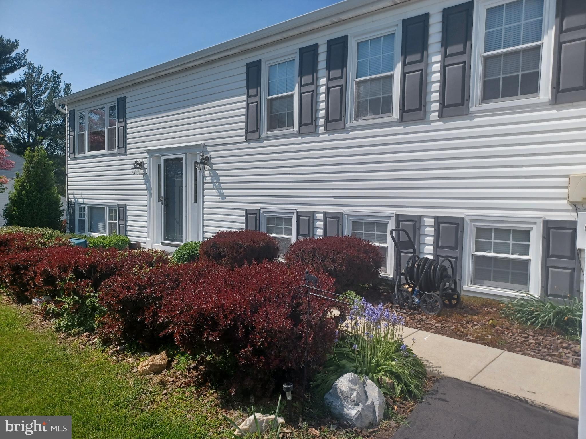 FOUNTAIN VIEW - Residential